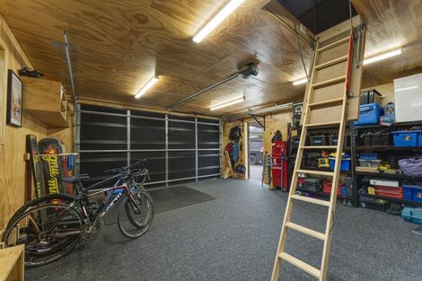 Photo of property in 6 Woodpecker Street, Lake Hawea, Wanaka, 9382