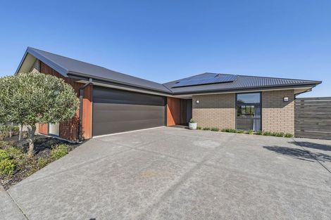 Photo of property in 15 Chimango Place, Rolleston, 7615