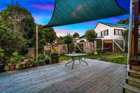Photo of property in 59 Anich Road, Massey, Auckland, 0614