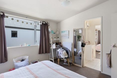 Photo of property in 49 Matipo Street, Riccarton, Christchurch, 8041