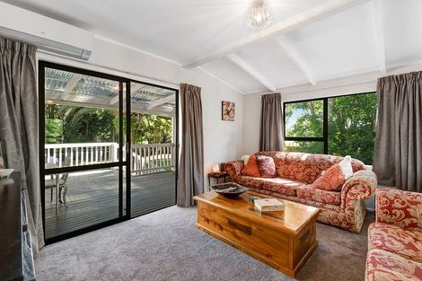 Photo of property in 2162 State Highway 16, Helensville, 0875