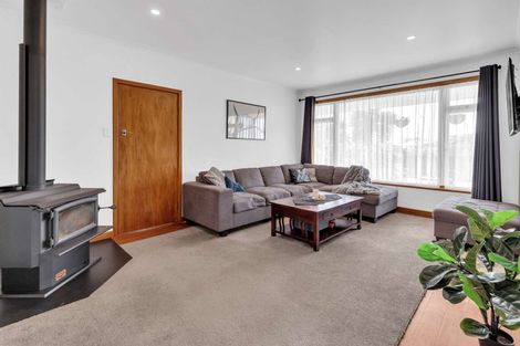 Photo of property in 4 Belvedere Crescent, Takaro, Palmerston North, 4412