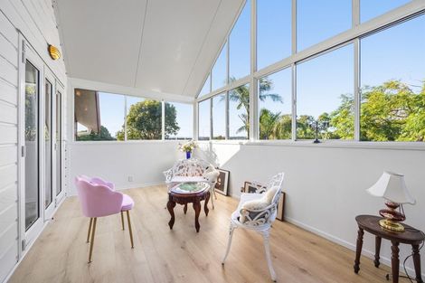 Photo of property in 379 Hobsonville Road, Hobsonville, Auckland, 0618