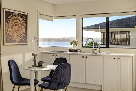 Photo of property in 38 Venus Place, Half Moon Bay, Auckland, 2012