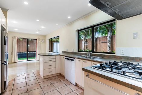 Photo of property in 2/25 Thirlmere Rise, Northpark, Auckland, 2013