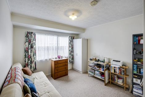 Photo of property in 2/17 Wharerangi Road, Tamatea, Napier, 4112