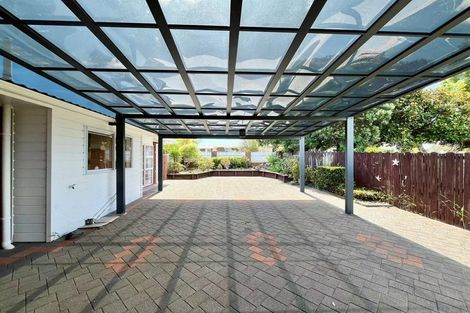 Photo of property in 2 Mirabell Place, Golflands, Auckland, 2013