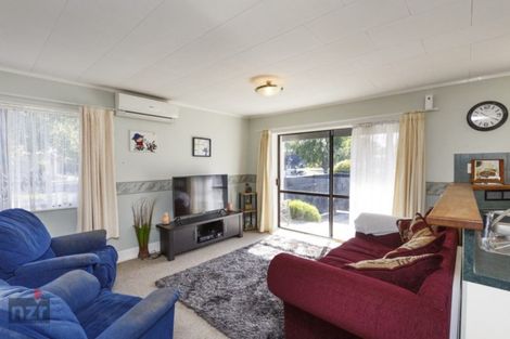 Photo of property in 6 Apollo Parade, Milson, Palmerston North, 4414