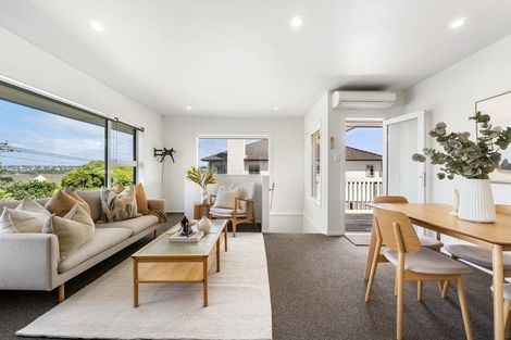 Photo of property in 1/27 Walter Street, Hauraki, Auckland, 0622