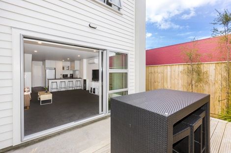 Photo of property in 1115a High Street, Taita, Lower Hutt, 5011