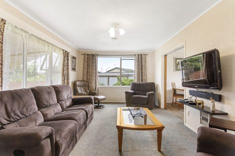 Photo of property in 8 Harrier Place, Papakura, 2110