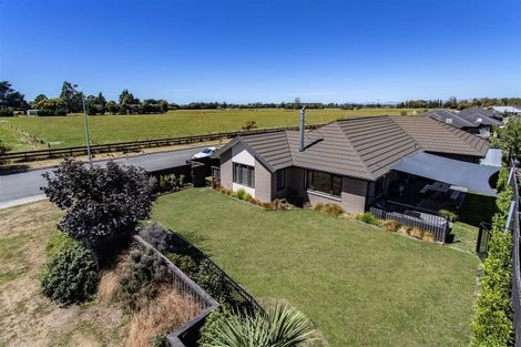 Photo of property in 10 Devlin Avenue, Rangiora, 7400