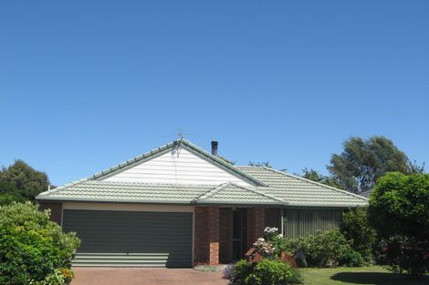 Photo of property in 10 Mull Place, Broomfield, Christchurch, 8042