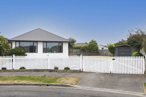 Photo of property in 10 Epping Place, Burnside, Christchurch, 8053