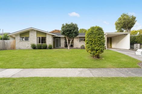 Photo of property in 60 Pulham Crescent, Queenwood, Hamilton, 3210