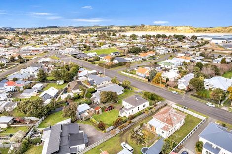 Photo of property in 16 Bignell Street, Gonville, Whanganui, 4501