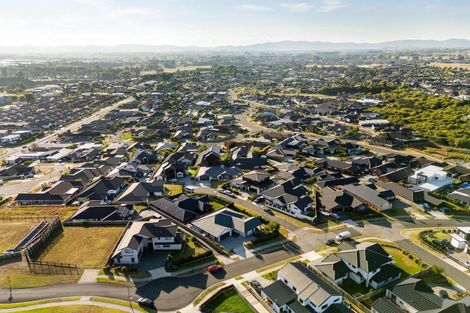 Photo of property in 21 Brywood Rise, Flagstaff, Hamilton, 3210