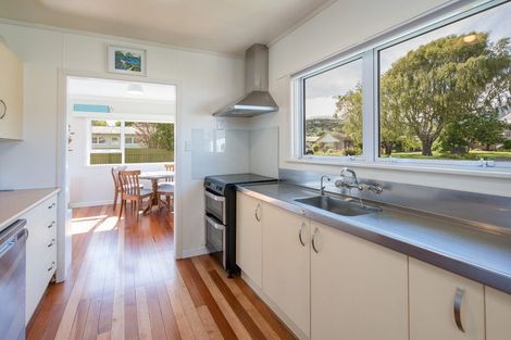 Photo of property in 1 Golf Road, Tahunanui, Nelson, 7011