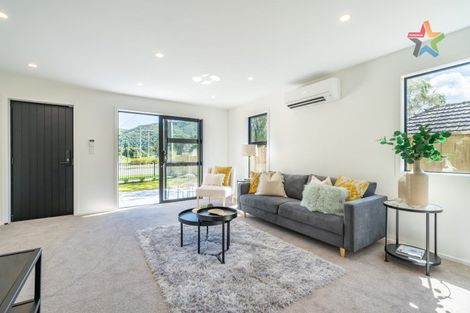 Photo of property in 1a Stokes Valley Road, Stokes Valley, Lower Hutt, 5019