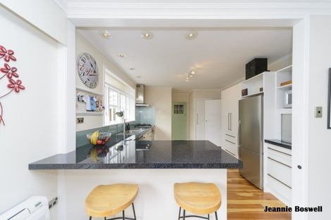 Photo of property in 58 Newcastle Street, Hokowhitu, Palmerston North, 4410