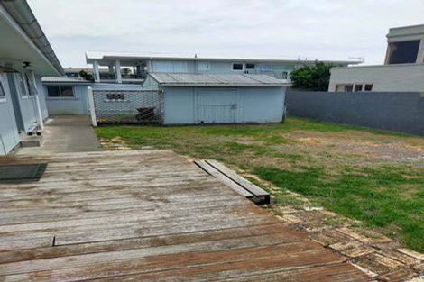 Photo of property in 16 Meeanee Quay, Westshore, Napier, 4110