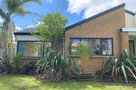 Photo of property in 27 Kona Crescent, Henderson, Auckland, 0610