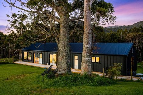 Photo of property in 42a Upland Road, Huia, Auckland, 0604