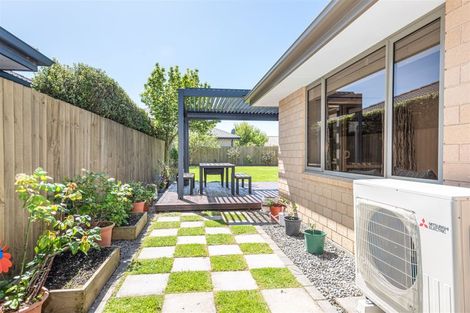 Photo of property in 18 Eaglesome Avenue, Aidanfield, Christchurch, 8025