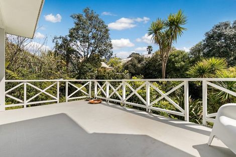 Photo of property in 2/41 Lyons Avenue, Murrays Bay, Auckland, 0630