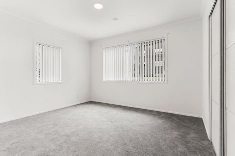Photo of property in 8/130 Stancombe Road, Flat Bush, Auckland, 2016