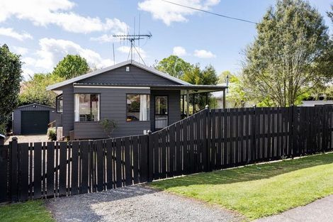 Photo of property in 12 Goldsmith Street, Leamington, Cambridge, 3432