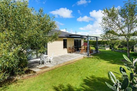 Photo of property in 15d Aitken Street, Bulls, 4818