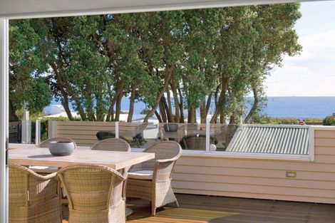 Photo of property in 19 Nobs Line, Strandon, New Plymouth, 4312