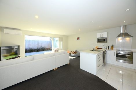 Photo of property in 2/43 Waltham Road, Sydenham, Christchurch, 8023