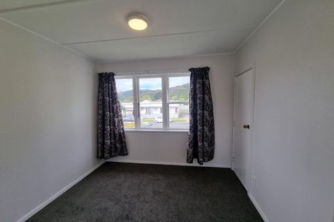Photo of property in 80 Seddon Street, Naenae, Lower Hutt, 5011
