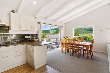 Photo of property in 4 Lord Auckland Road, Wakefield, 7025