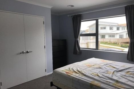 Photo of property in 5 Prestwich Rise, Churton Park, Wellington, 6037