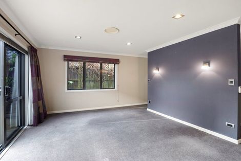 Photo of property in 30 Sandwich Road, St Andrews, Hamilton, 3200