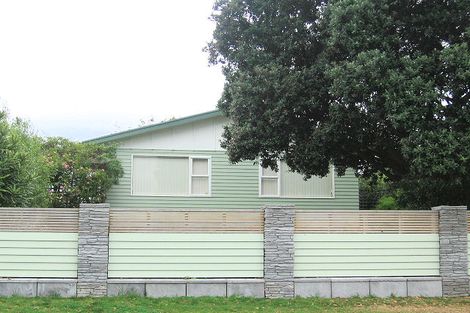 Photo of property in 4 Teoti Street, Paraparaumu Beach, Paraparaumu, 5032