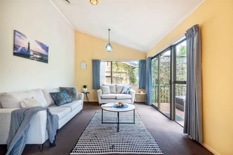 Photo of property in 5 Houston Place, Bayview, Auckland, 0629