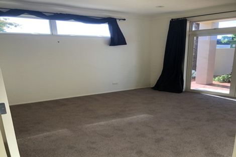 Photo of property in 1b Lincoln Road, Bluff Hill, Napier, 4110