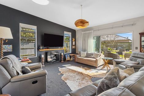 Photo of property in 11 Plynlimon Road, Fendalton, Christchurch, 8052