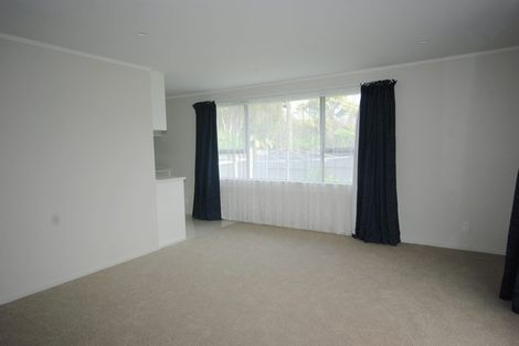 Photo of property in 2/15 Tyburnia Avenue, Mount Albert, Auckland, 1025