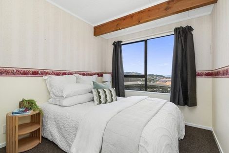 Photo of property in 23 Jasmine Grove, Maungaraki, Lower Hutt, 5010