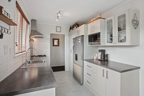 Photo of property in 47 Universal Drive, Henderson, Auckland, 0610