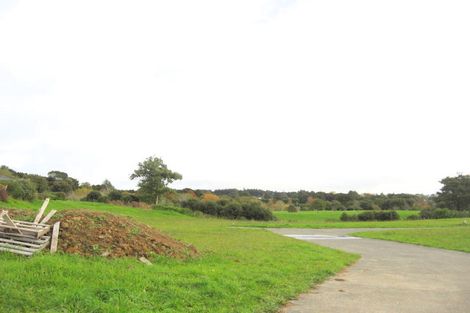 Photo of property in 12 Tuakura Way, The Gardens, Auckland, 2105