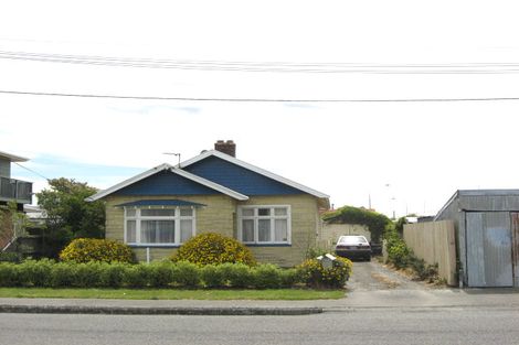 Photo of property in 6 Dampier Street, Woolston, Christchurch, 8023