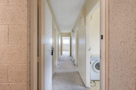 Photo of property in 2/10 Box Hill, Khandallah, Wellington, 6035