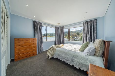 Photo of property in 42a Hudson Avenue, Ebdentown, Upper Hutt, 5018