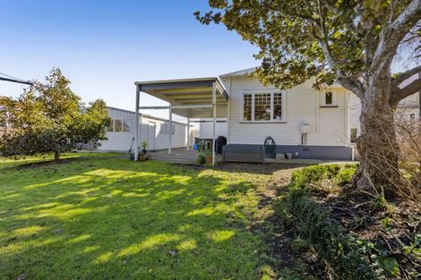 Photo of property in 33 Dives Avenue, Hawera, 4610